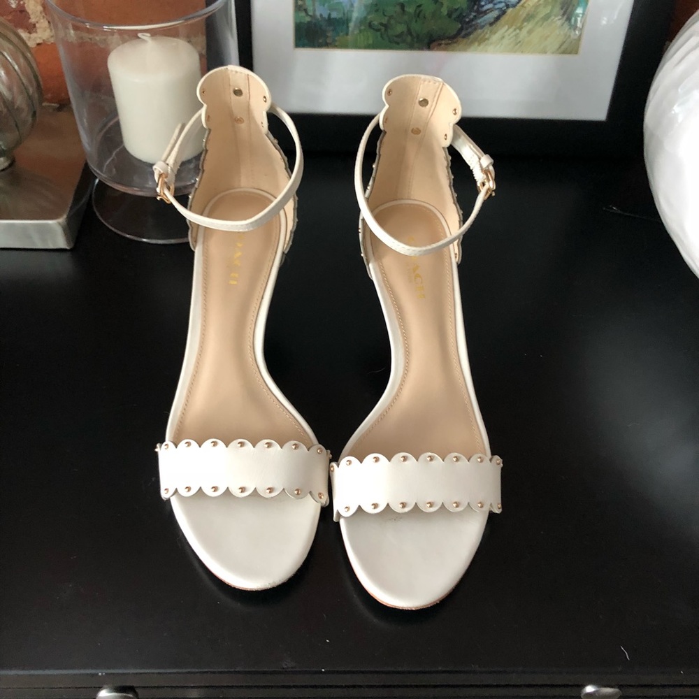 Cream Coach low heel sandal size 6